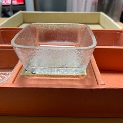 はにわ(ガラスの小鉢)の画像