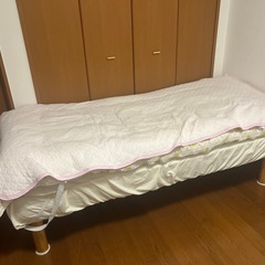 ベッド
