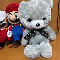 マリオぬいぐるみクマぬいぐるみひまわりぬいぐるみマリオのぬいぐるみはなしの画像