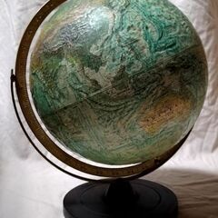 昭和レトロ アンティーク・地球儀の画像
