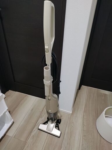 2021年製 スティック掃除機 ツインバード