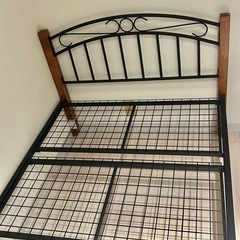【値下げ交渉可】シングルベッドフレーム