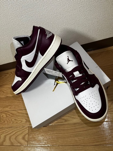 新品未使用　NIKE　エアジョーダン1 24.0センチ
