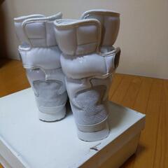 新品スノーブーツの画像