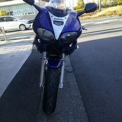 スズキ　SV400Sカスタム車　実働中古車　車検付き(令和7年8月)　ヨシムラチタンマフラー　ブレンボマスターシリンダー　書類有りの画像