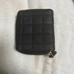 二つ折り財布ブラック