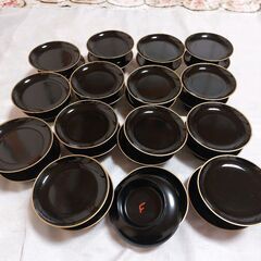 【0円】金縁茶津　お供え台　仏具　30セット　中古の画像