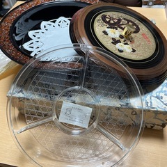 菓子入れ(仕切り、蓋)付きの画像