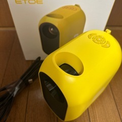 ETOE ポータブルプロジェクター 超美品