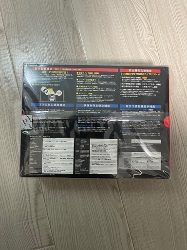 新品未開封　
ドライブレコーダー　Elut AG422-DRC  