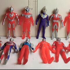 ウルトラマンシリーズ11体バンダイソフビ人形