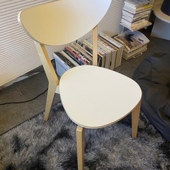 取引中　IKEAチェア