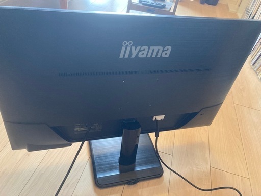 Iiyama 31.5インチ PCモニターディスプレイ
