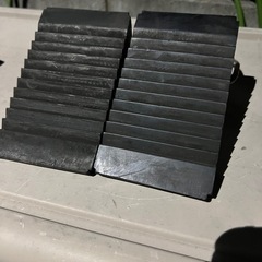 歯止め　ストッパー　