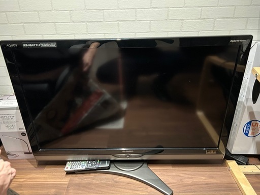 シャープ　LED テレビ　液晶テレビ　lc-40se1 40インチ