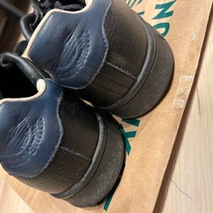 adidas STAN SMITH ブラック/ゴールドの画像
