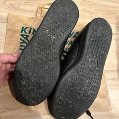 adidas STAN SMITH ブラック/ゴールドの画像