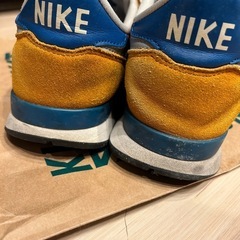 NIKE ナイキ INTERNATIONALISTの画像