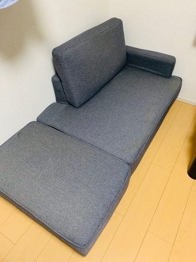 ソファー（オットマン付き\n）