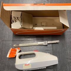 ☆未使用￥1,000！ZOUJIRUSHI　充電式パンナイフ　家...