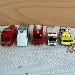 トミカ　ハッピーセット　スーパーアンビュランス　カーズ　消防　海峡館　トッド　まとめ売りの画像