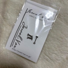 未使用ピアス8個セットの画像