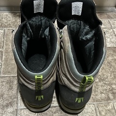登山靴の画像