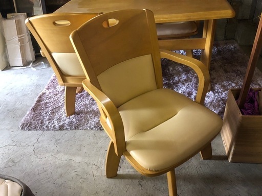 ミキモク 宍粟市の上質な木材で作られたダイニングセット テーブル