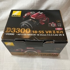 お話し中⭐️美品 Nikon Ｄ3300 望遠レンズと三脚付きの画像