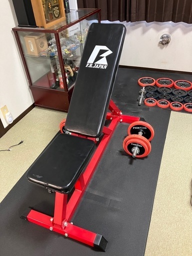 トレーニングベンチ