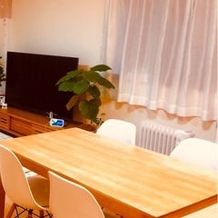 ダイニングテーブル