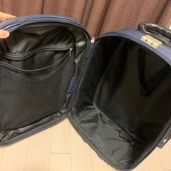 スーツケースの画像