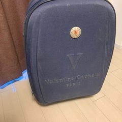 スーツケース