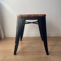 【決まりました】マリーンスツール（黒）の画像