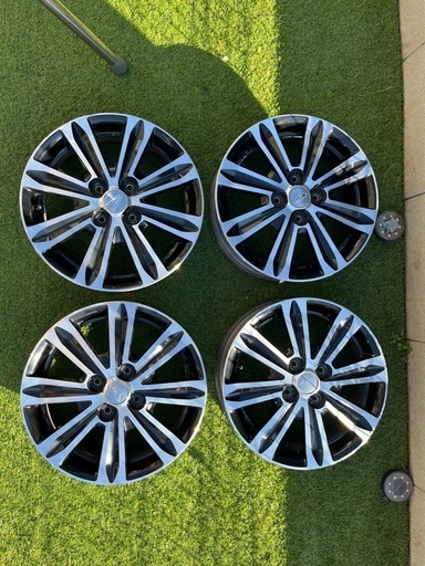 ダイハツ 15インチホイール タント ムーヴ キャスト ウェイク