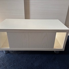 テレビ台の画像