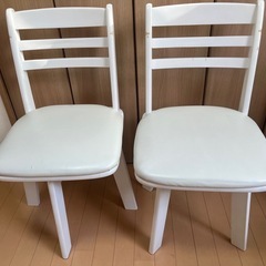 【商談中】白いダイニングチェア2脚セット