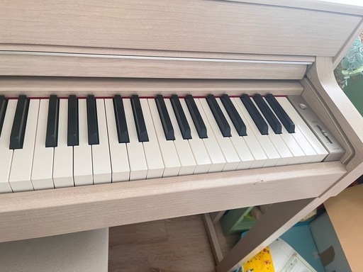 ヤマハ　電子ピアノ　モデルclp535