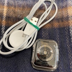 本日（2/1） 20時に二俣川駅か三ツ境駅で　新品同様　Apple Watch series5 Edition チタニウムモデル
