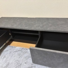 テレビボードの画像
