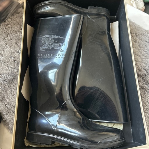 バーバリー　レインブーツ