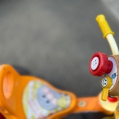 アンパンマン三輪車の画像