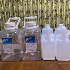 コープ 純水ポリタンク2個+ノズル付き2L ボリ容器２個