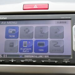 ホンダ　フリード　Ｇ　ジャストセレクション★1年保証★ロードサービス付　ワンオーナー　後期型　６人乗　純正ＳＤナビ　ワンセグ　バックカメラ　Ｂｌｕｅｔｏｏｔｈオーディオ　左側パワースライドドア　ビルトインＥＴＣ　スマートキー　オートエアコン　オートライト　ＨＩＤの画像