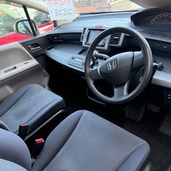 H21 フリード　コミコミ価格！の画像