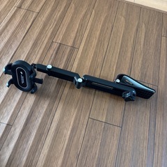 【決まりました】
スマホホルダー　サンバイザーに挟むタイプの画像