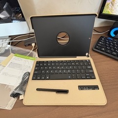 新品ワイヤレスキーボード付きiPadケース