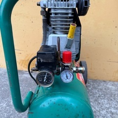 エアーコンプレッサー　2馬力Pro仕様　100vの画像