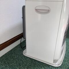 石油ファンヒーター 暖房 DAINICHIの画像