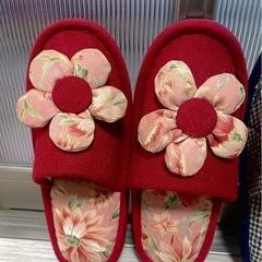 パッチワーク風なスリッパ3足セットの画像